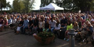 Trivselkväll i stadsparken. Foto: David Fryxelius.