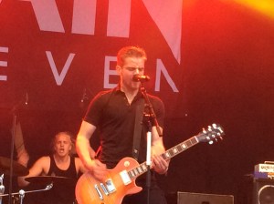 David Flognman (främst) och Hannes Liljedahl i Gain Eleven på Arvika Stadsfest 2014. Foto: David Fryxelius.