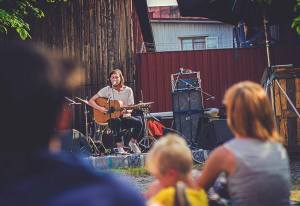 Bakgårdsfestival 2013. Foto: Thingshuset.