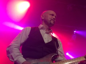 Andreas Johansson på môra-Pers jubileumskonsert på Ritz i Arvika 1/11 2014. Foto: David Fryxelius.