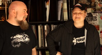 Ola Eskilsson och Andreas Larsson på Bootleg Booze Records. Foto: David Fryxelius.