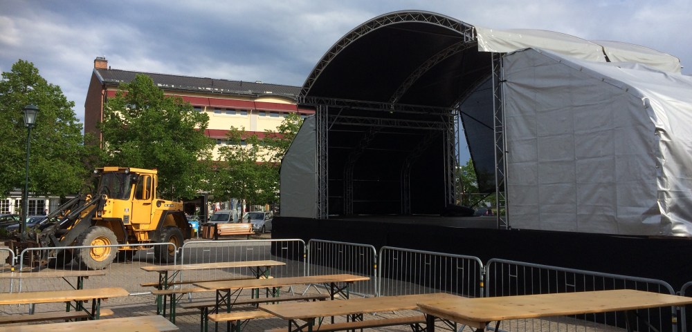 Förberedelser inför Arvika stadsfest. Foto: David Fryxelius.