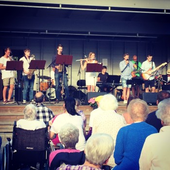 "Arvika Nyheter" på Trivselkvällen i stadsparken 2016. Foto: David Fryxelus.