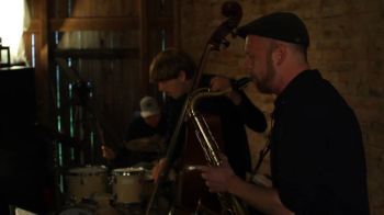 Musik på logen. Foto: Edvin Lorinius.