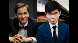 Vänskapsmatch i piano: Daumants Liepins vs Aristo Sham. Foto: Arvika konsertförening.