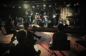 Surfin Birds på invigningen av Ritz 2019. Foto: David Fryxelius.