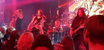 Lancer på scen. Foto: Lancer.