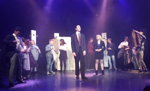 Jacob Ehlers och Ellen Väisänen i Legally Blonde. Foto: David Fryxelius.