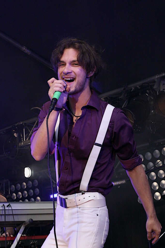 David Gustafsson i Lunar Dimcel på Viksholmsfestivalen 2021. Foto: David Fryxelius.