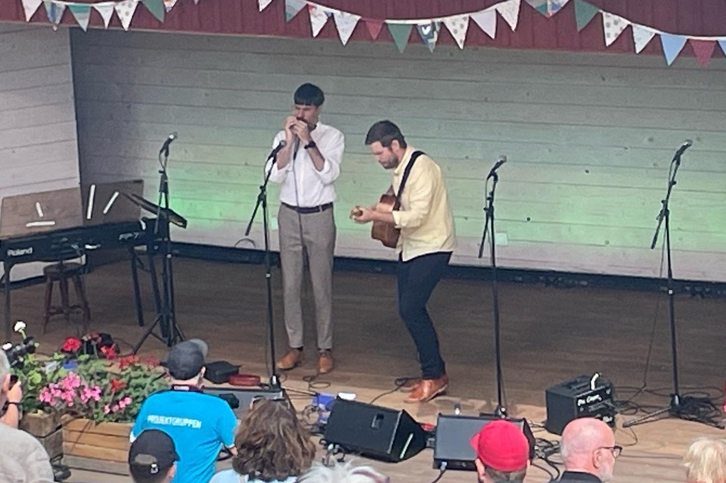 Filip Jers och Emil Ernebro på Stavnäs Vifestival 2022. Foto: David Fryxelius.