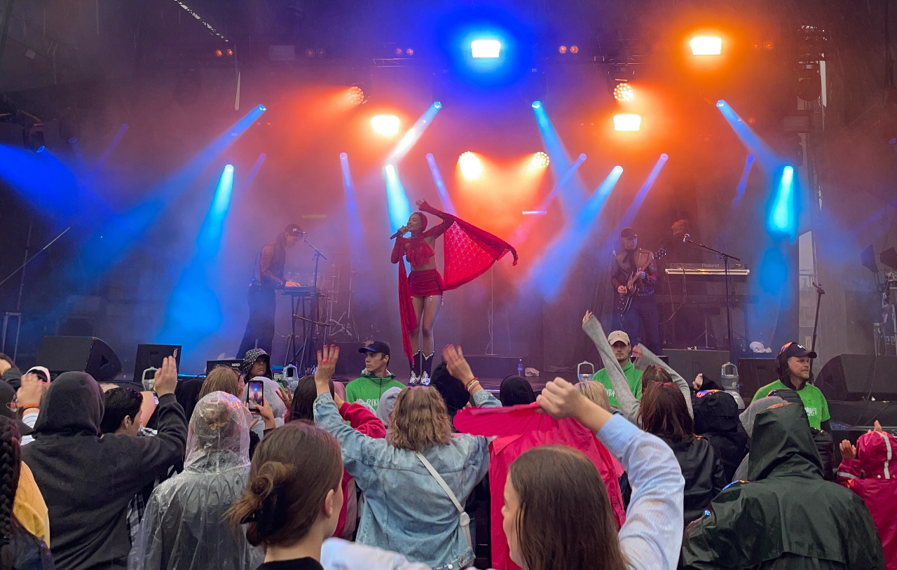 Daniela Rathana på Arvika Hamnfest 2022. Foto: David Fryxelius.