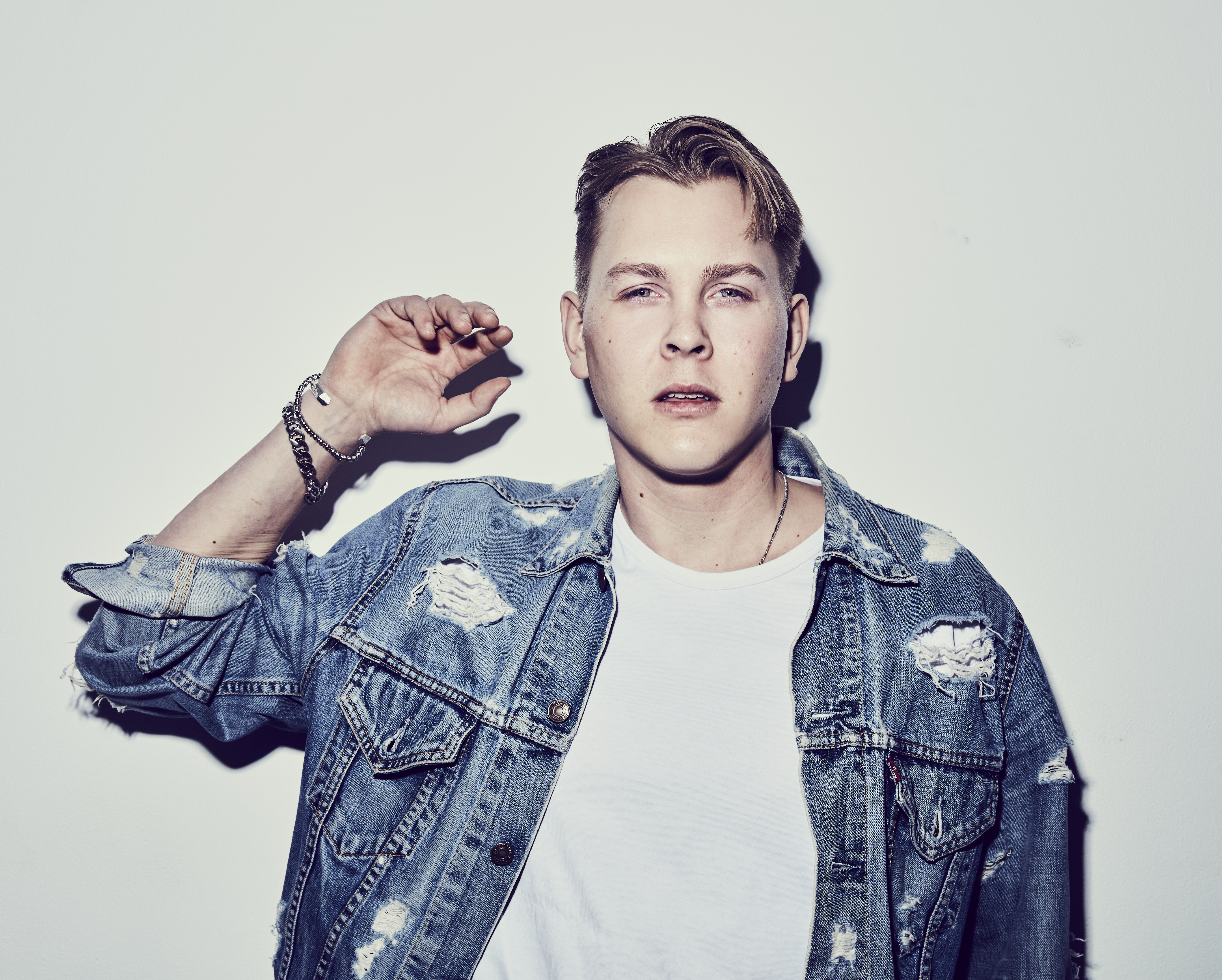 Emil Assergård. Foto: Pressbild från Arvika Hamnfest.