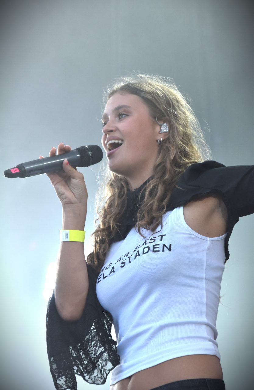 Ida Lova på Arvika Hamnfest 2025. Foto: David Fryxelius.