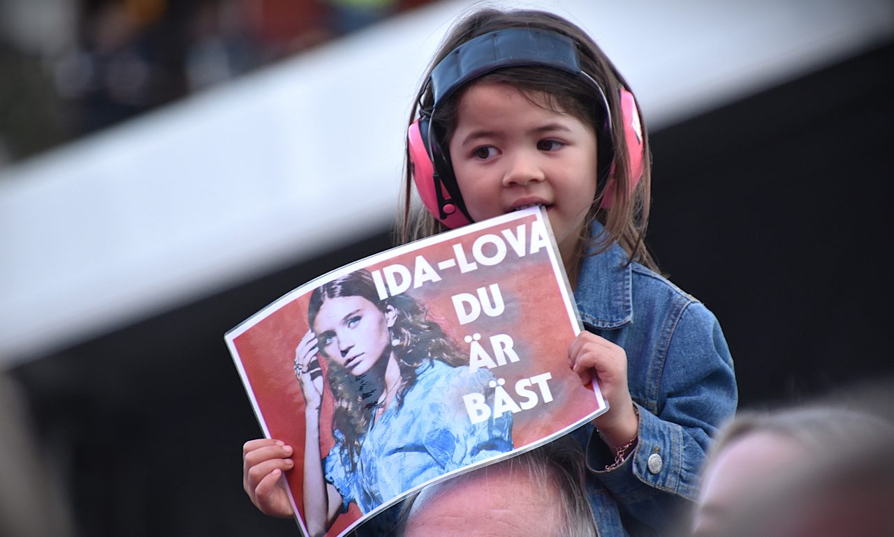 Yngsta (?) publiken på Arvika Hamnfest 2025. Foto: David Fryxelius.