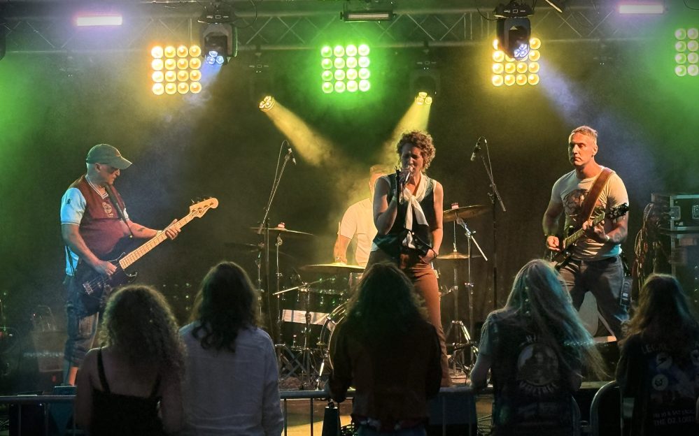 Evil Woman på Viksholmsfestivalen 2026. Foto: David Fryxelius.